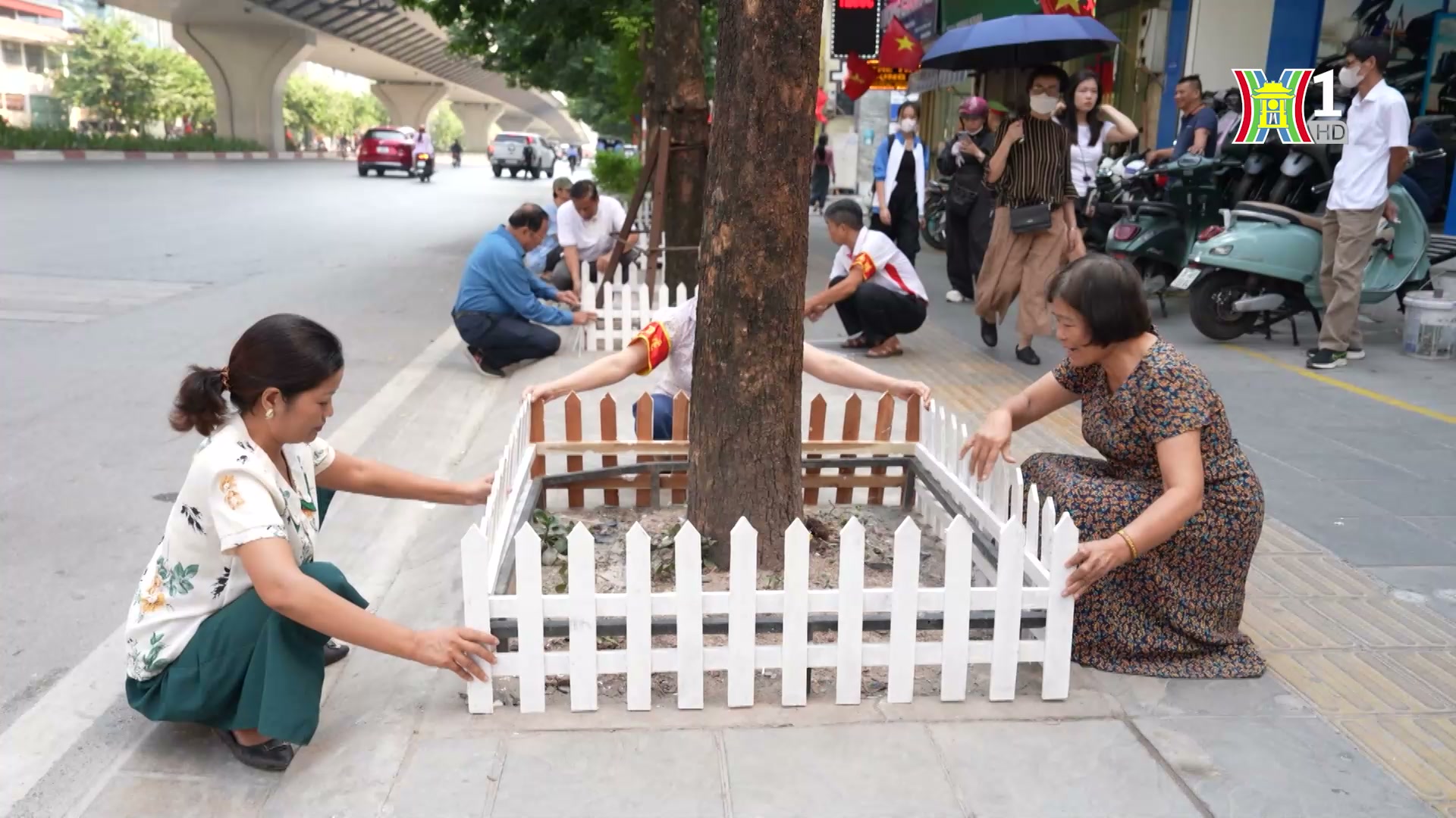 Đi chợ hoa Tết